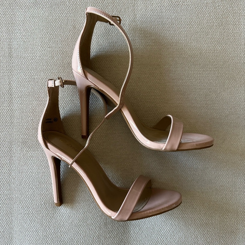 Dream Pairs Nude Stilettos